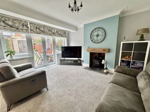 Photo 7- click for photo gallery